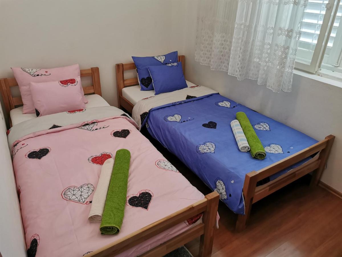 Apartamento Apartman Juraga Murter Exterior foto